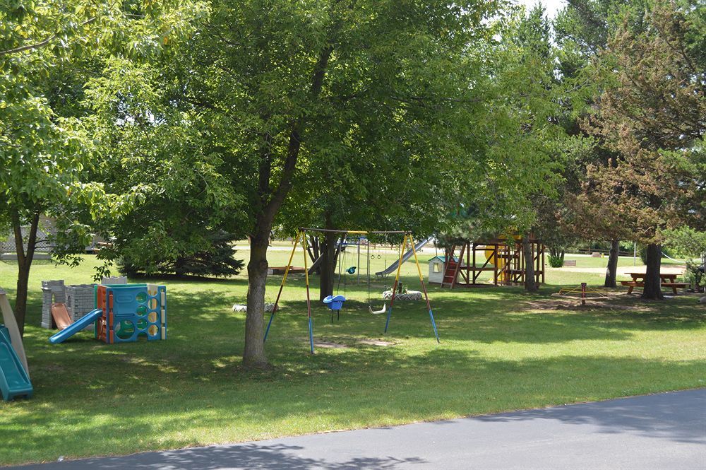 Summer Breeze Resort Wisconsin Dells Esterno foto