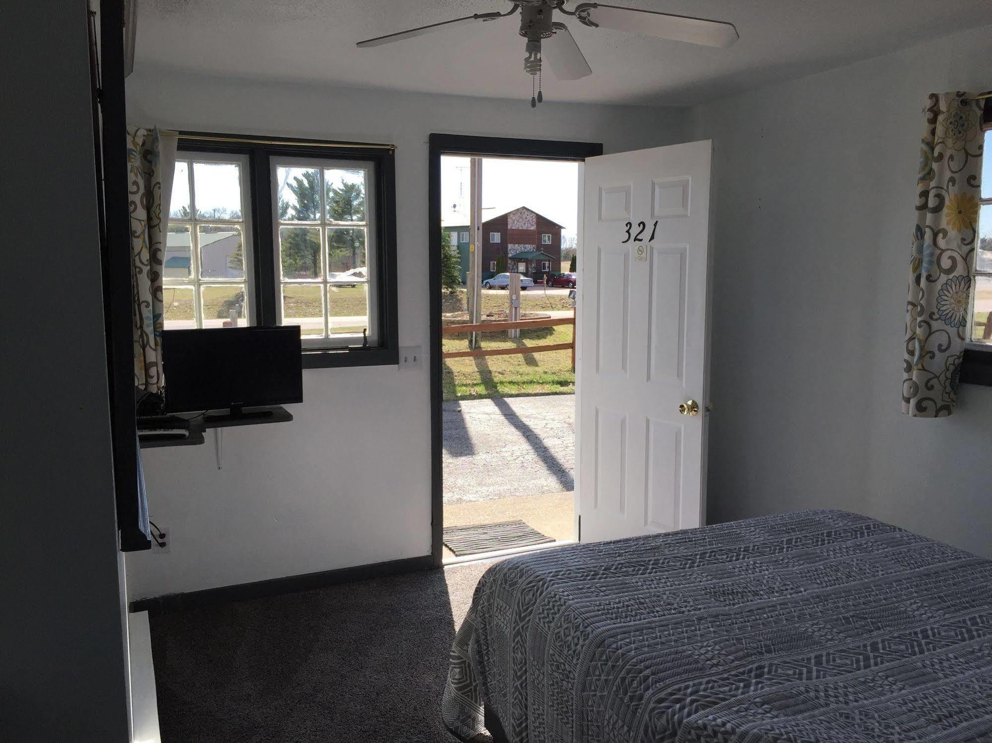 Summer Breeze Resort Wisconsin Dells Esterno foto