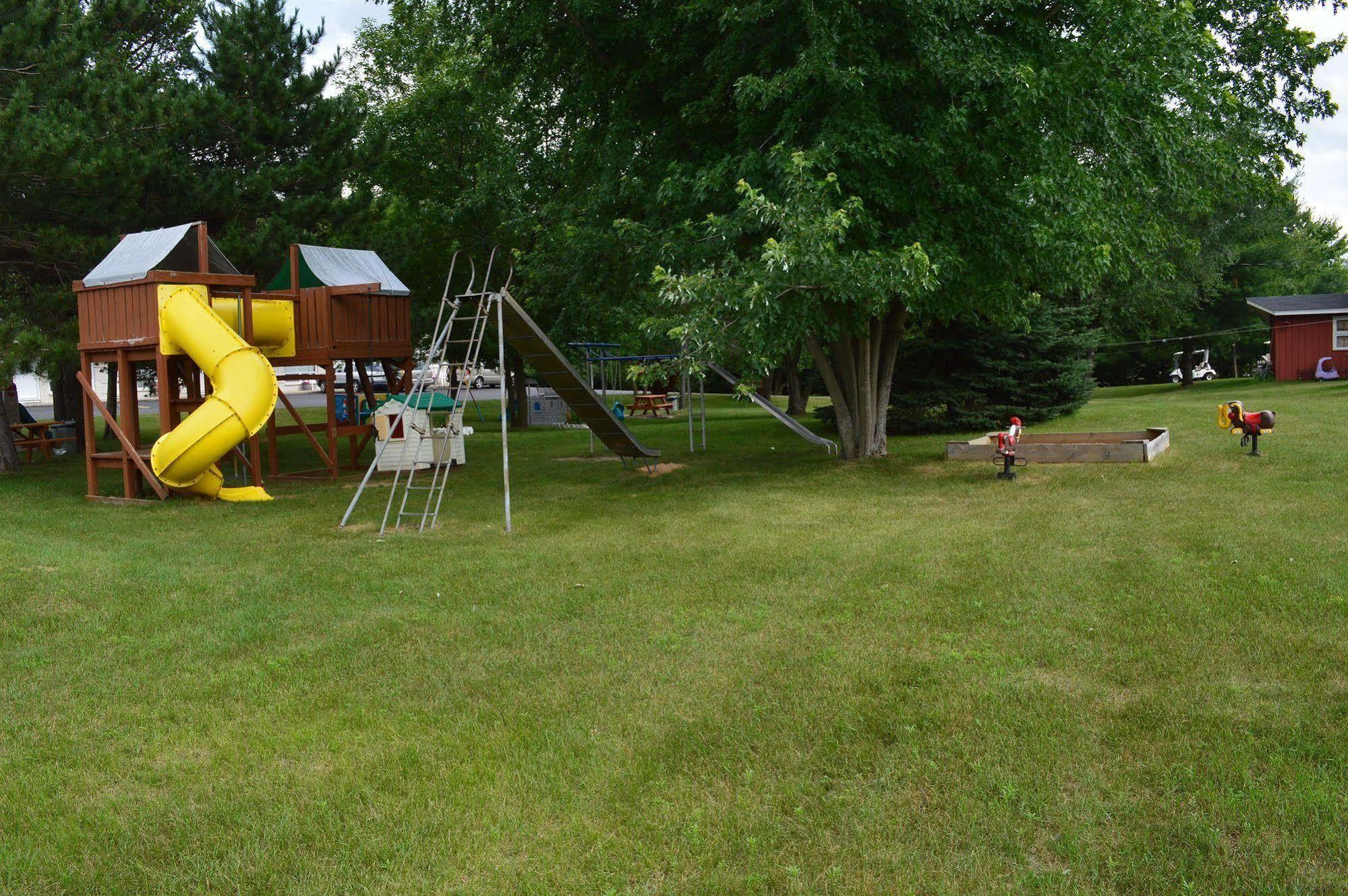 Summer Breeze Resort Wisconsin Dells Esterno foto